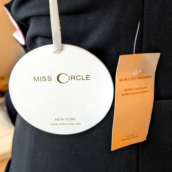 Miss Circle Strapless Black and Pink Ruffle Cocktail Dress - Picture 5 of 6